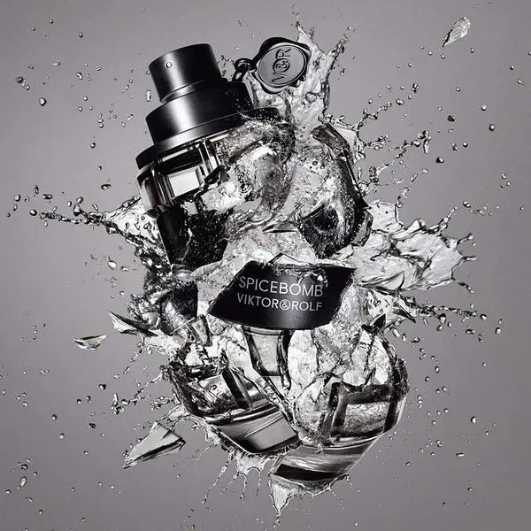 Viktor & Rolf Spicebomb Eau de Toilette Spray Size: 3 FL OZ / 90 ml